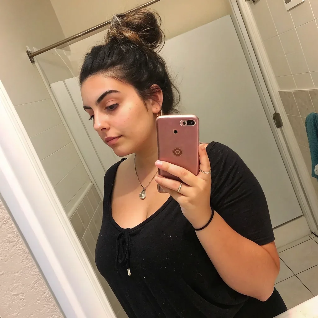 Ava